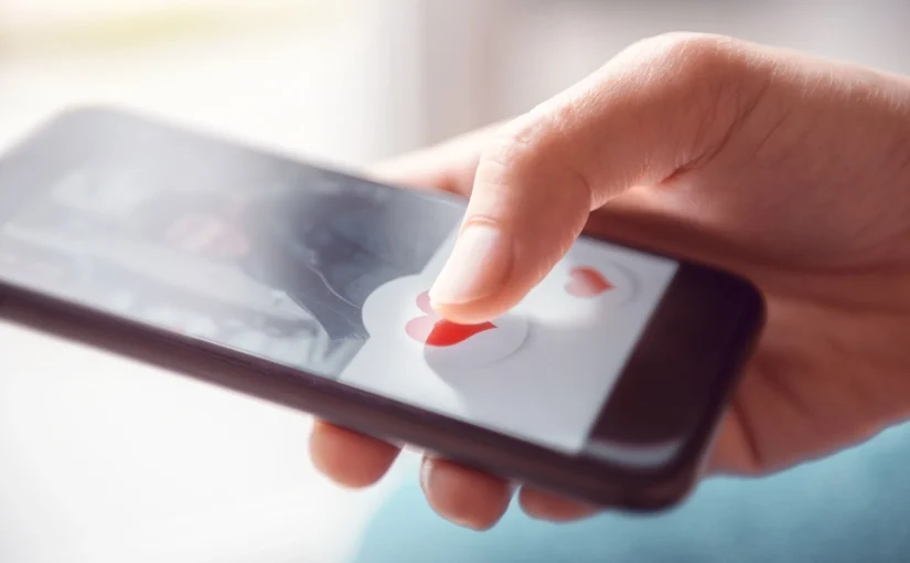 Fenomena Dating Fatigue 2026: Mengapa Gen Z Mulai Tinggalkan Aplikasi Kencan Online dan Beralih ke Cara Konvensional?
